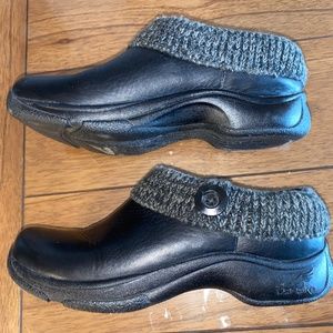 Dansko Shoes with Knit Trim